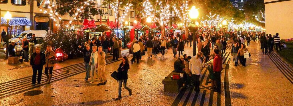 christmas vacations, Best christmas vacations, best christmas vacations for families, best christmas vacations usa, best christmas vacations in the usa, family christmas vacations, Best Christmas Destinations, Where to Go for Christmas Vacations