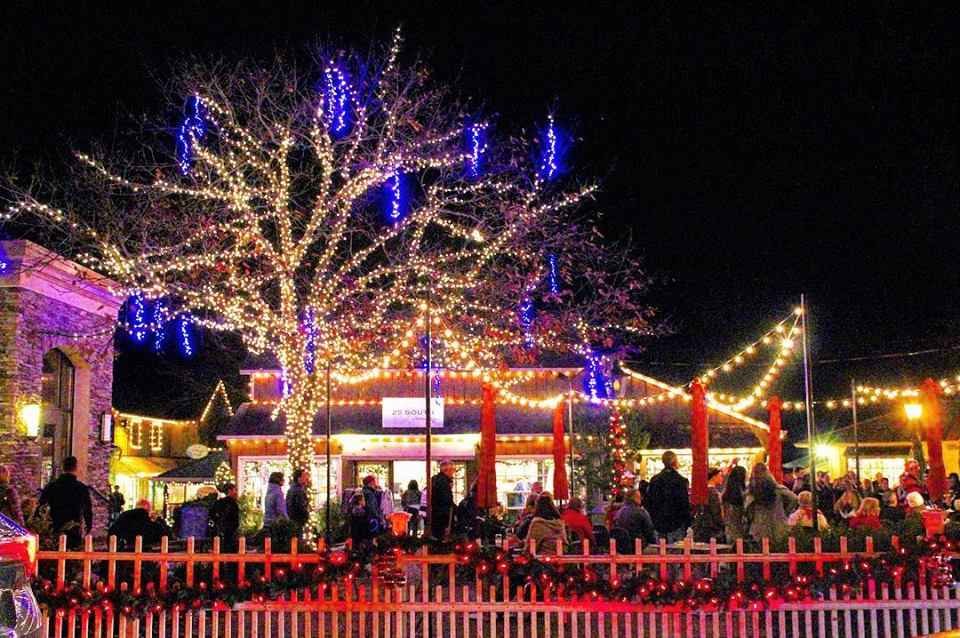 christmas vacations, Best christmas vacations, best christmas vacations for families, best christmas vacations usa, best christmas vacations in the usa, family christmas vacations, Best Christmas Destinations, Where to Go for Christmas Vacations
