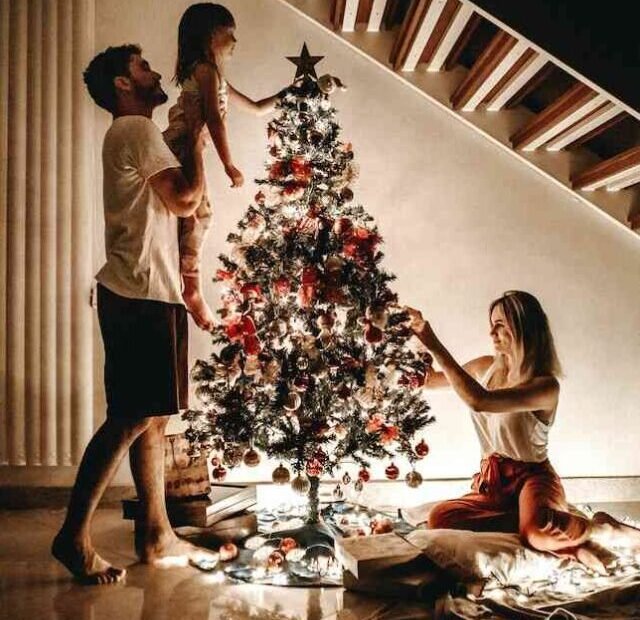 christmas lights for house, outdoor christmas lights for house, best christmas lights for house, dyker heights christmas lights, solar christmas lights, christmas lights outdoor, outdoor christmas lights, c9 christmas lights